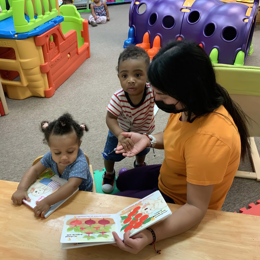 Circle Time That Accelerates Your Baby’s Communication Skills